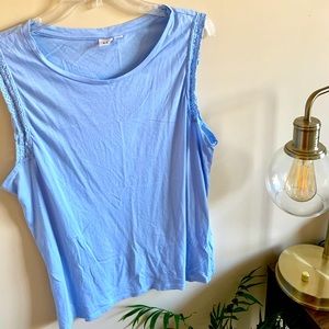 Gap women’s blue blouse. Size L